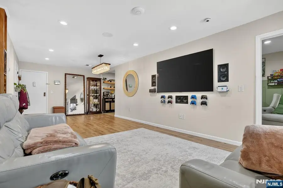 2 Ann Street 308, Clifton, NJ 07013 - #3