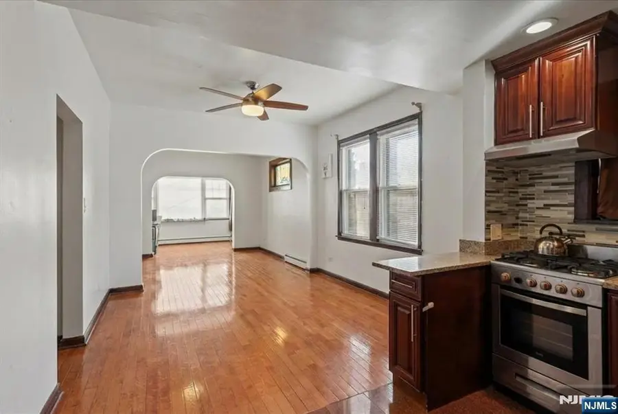 436 Undercliff Avenue, Edgewater, NJ 07020 - #3