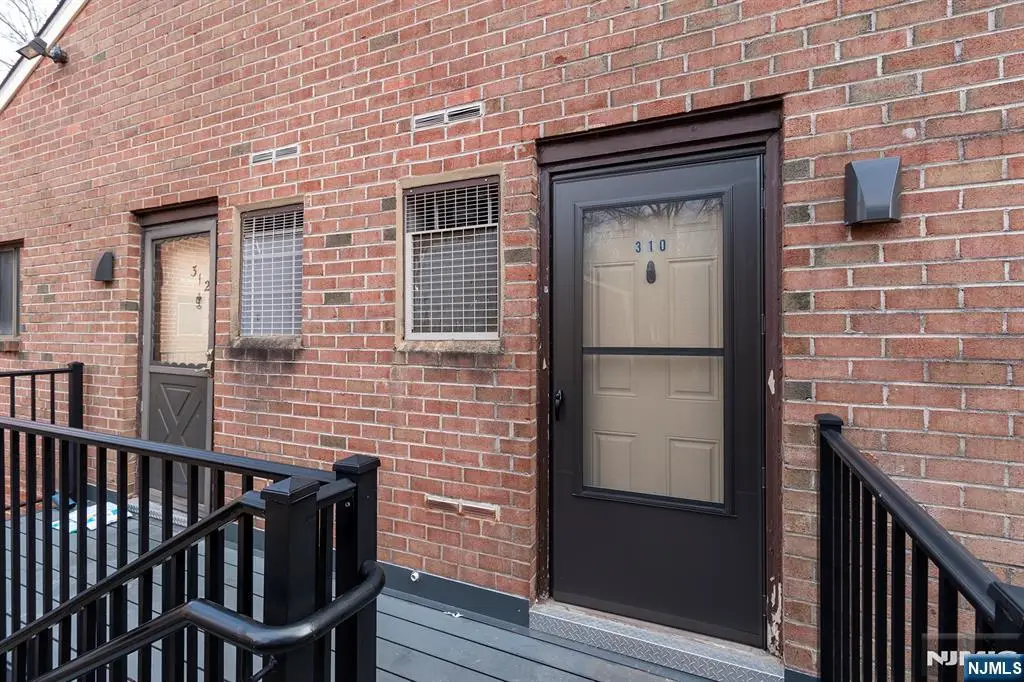 423 Meadow Woods Lane 310, Lawrence, NJ 08648 - #1