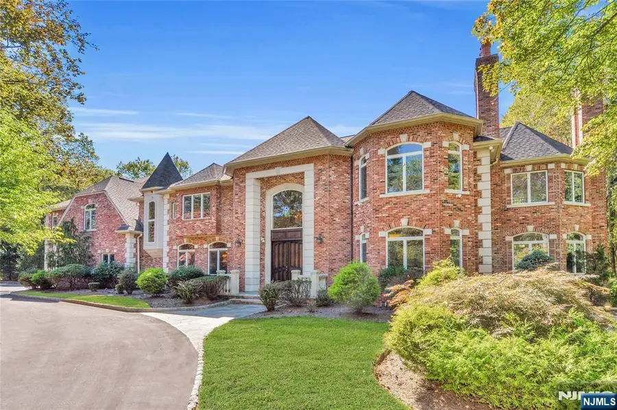 14 Werimus Brook Road, Saddle River, NJ 07458 - #2