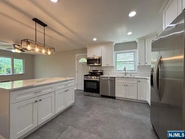 166 Morningside Lane, Palisades Park, NJ 07650 - #3