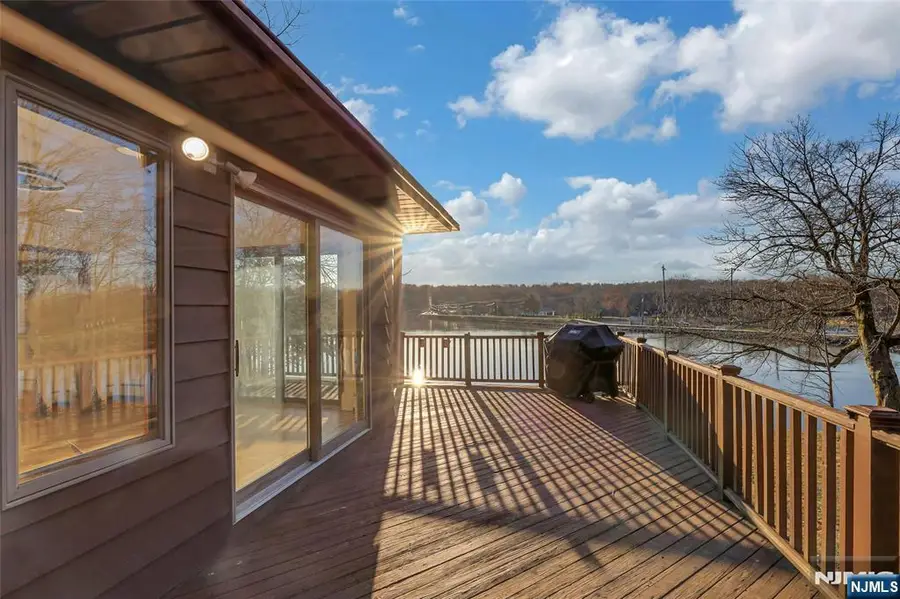 10 W Lake Drive, Packanack Lake, NJ 07470 - #2