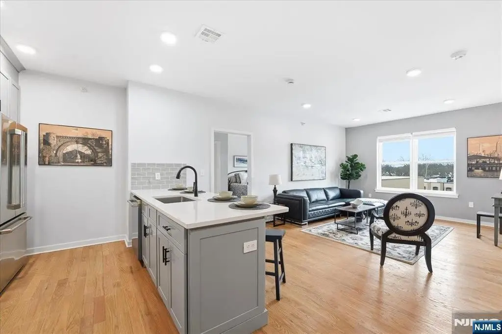 660 Bloomfield Avenue 406, Bloomfield, NJ 07003 - #1