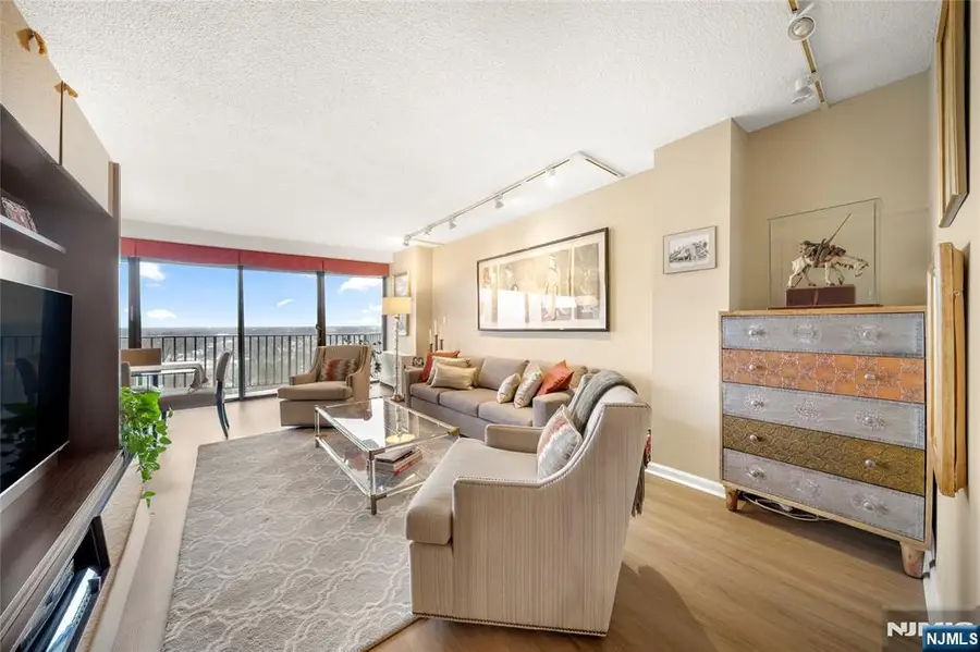 277 Prospect Avenue 14B, Hackensack, NJ 07601 - #3