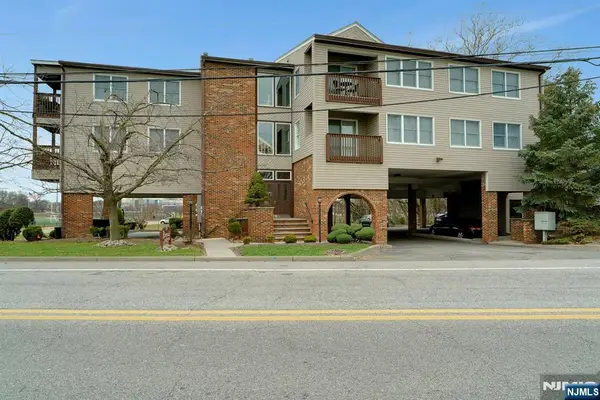 779 Riverside Avenue 104, Lyndhurst, NJ 07071