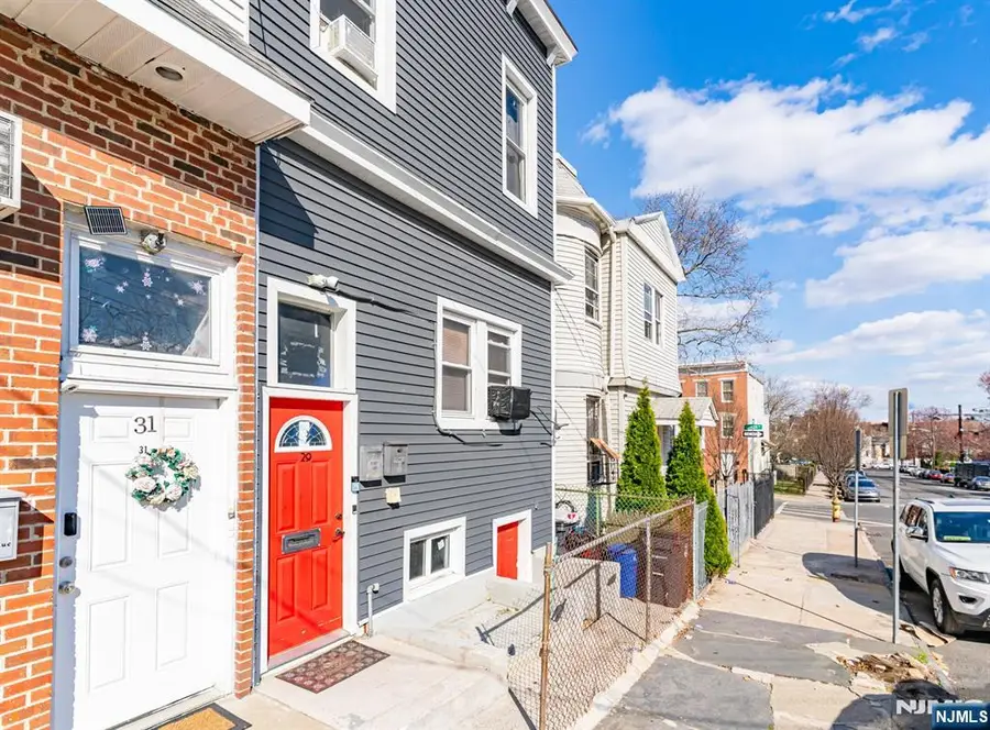29 Victoria Avenue, Newark, NJ 07104 - #3