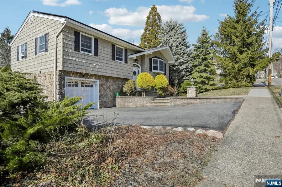27 Borman Drive, Wanaque, NJ 07465 - #3