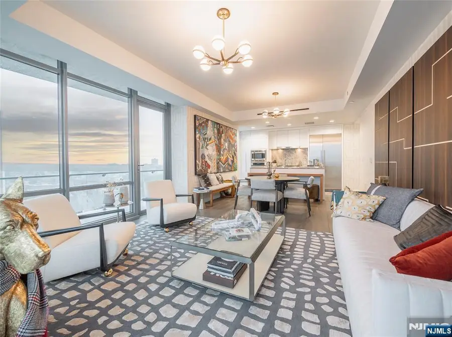 320 Adolphus Avenue 815, Cliffside Park, NJ 07010 - #2