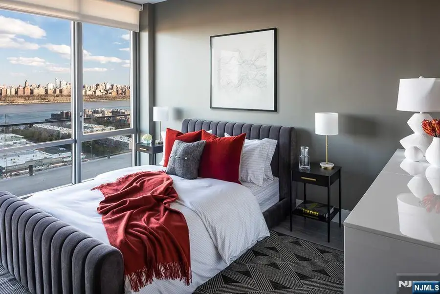 320 Adolphus Avenue 815, Cliffside Park, NJ 07010 - #3