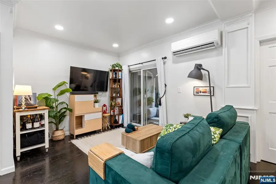91 Coles Street 1, Jersey City, NJ 07302 - #2