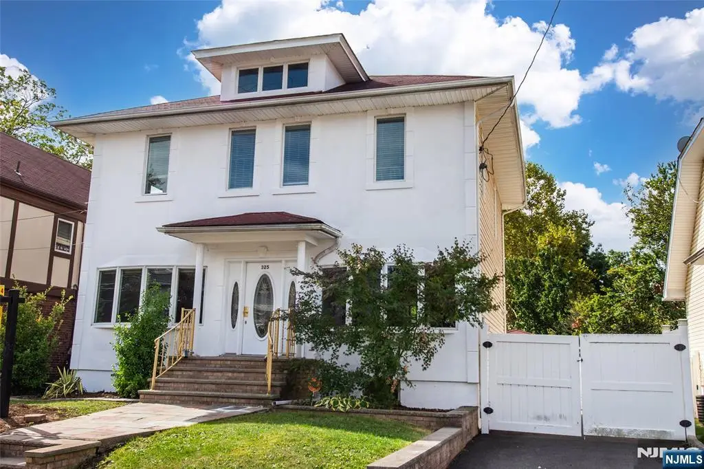 323 Van Houten Avenue, Passaic, NJ 07055 - #1