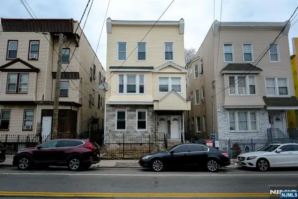 375 6th Avenue, Newark, NJ 07107