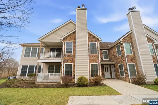 116 Chariot Court 116, Piscataway, NJ 08854