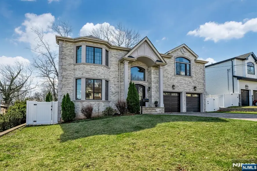 160 Lawrence Drive, Paramus, NJ 07652 - #3