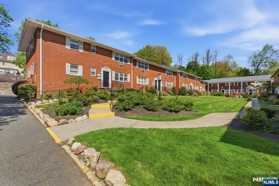 45 Wilfred Street 6, West Orange, NJ 07052 - #2