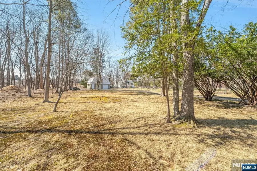 510 W Saddle River Road, Ridgewood, NJ 07450 - #3