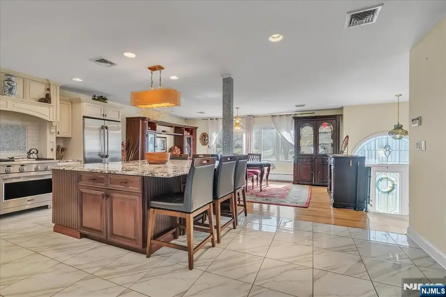 49 Laguna Drive, Wayne, NJ 07470 - #3