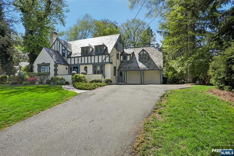 45 Wyncote Road, Ho Ho Kus, NJ 07423 - #3