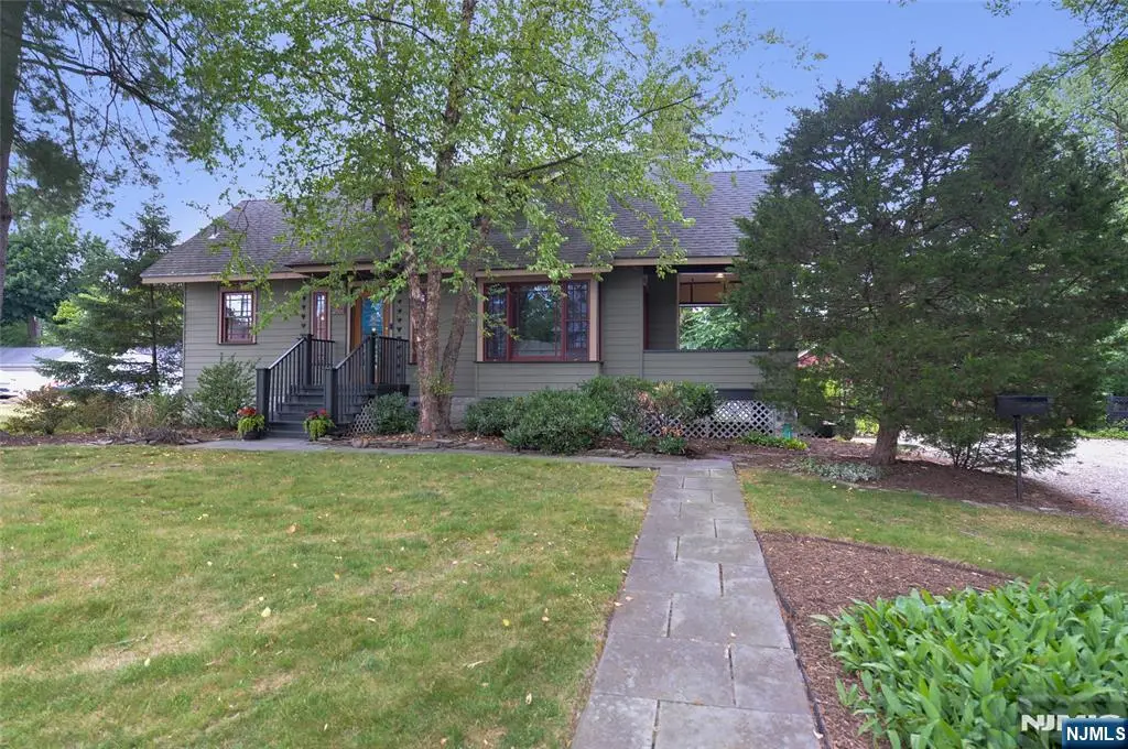 429 Sterling Place, Ridgewood, NJ 07450 - #1