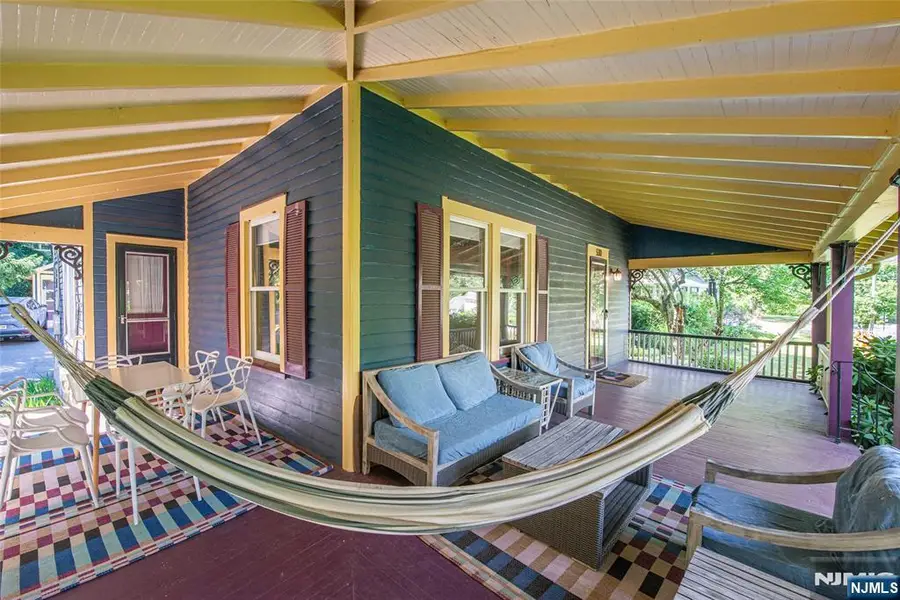 530 Up Mountain Avenue, Montclair, NJ 07043 - #3