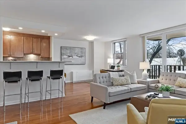 530 Valley Road C003L, Montclair, NJ 07043