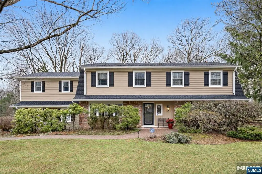 26 Valley Lane, Upper Saddle River, NJ 07458 - #1
