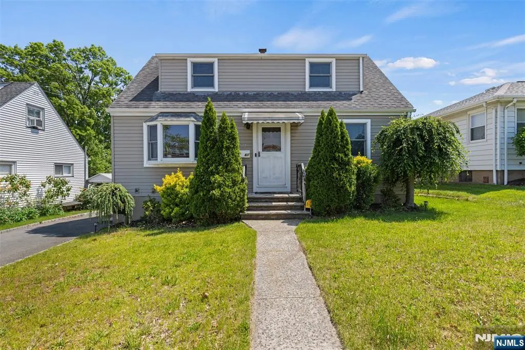 60 16th Avenue, Elmwood Park, NJ 07407 - #1