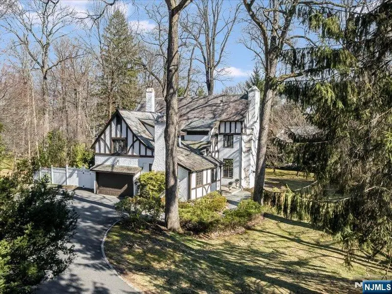 69 Stewart Road, Essex Fells, NJ 07021 - #3