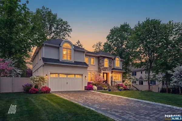 8 Ranch Lane, Closter, NJ 07624