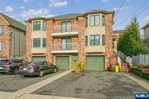 341B E Columbia B, Palisades Park, NJ 07650