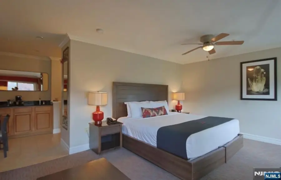 2 Chamonix Drive 427, Vernon, NJ 07462 - #2