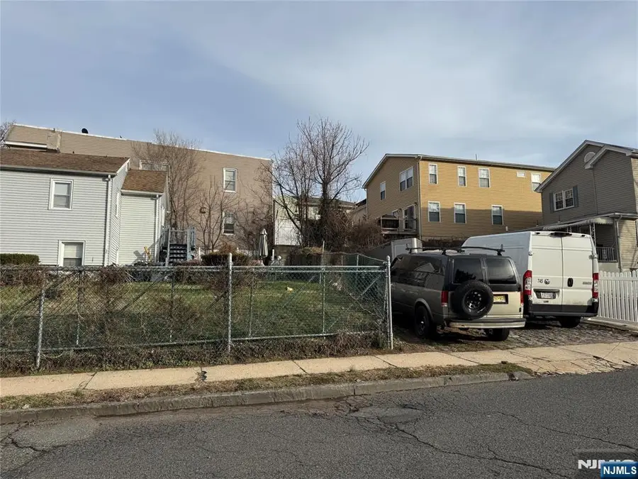 253 Crystal Street, North Arlington, NJ 07031 - #2