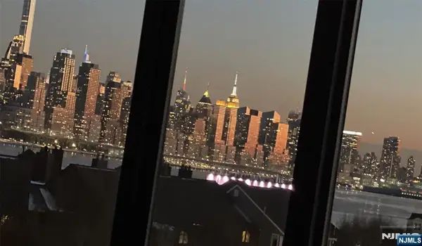 8100 River Road 602, North Bergen, NJ 07047