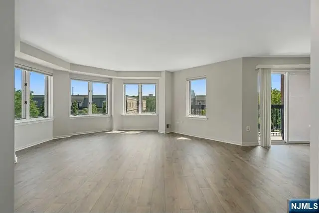 405 Williams Court 405, Edgewater, NJ 07020 - #3