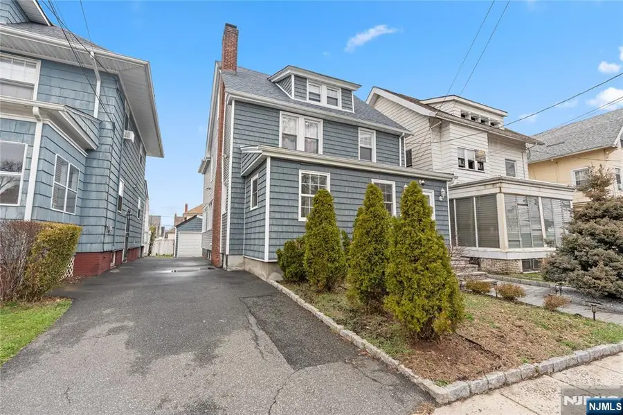 886-888 Degraw Avenue, Newark, NJ 07104 - #2