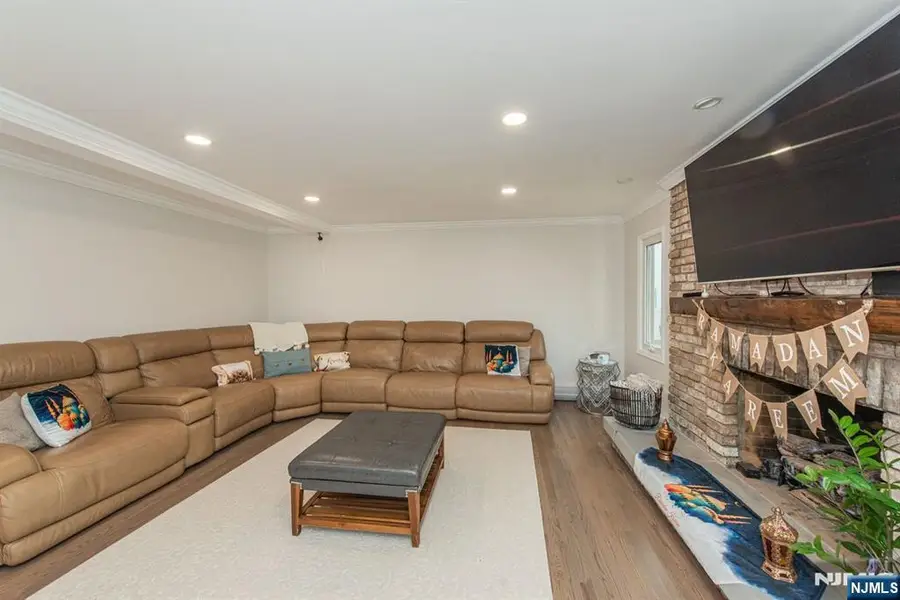 3 Hampton Drive, Fairfield, NJ 07004 - #3