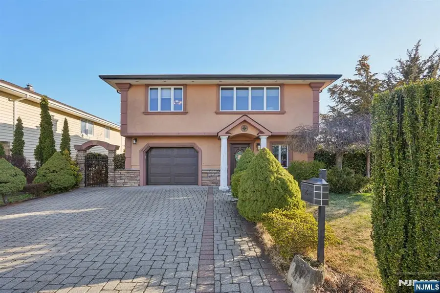 2 Ivy Lane, Wallington, NJ 07057 - #3