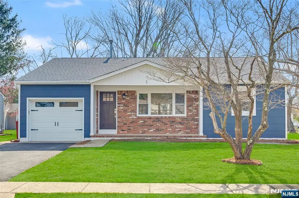 3 Pembroke Lane, Holiday City Berkeley, NJ 08757 - #1