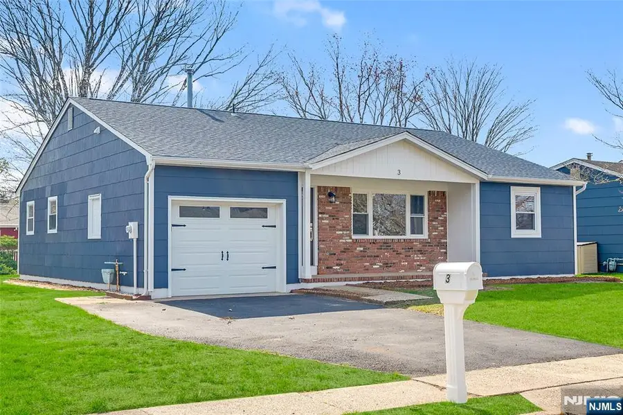 3 Pembroke Lane, Holiday City Berkeley, NJ 08757 - #2