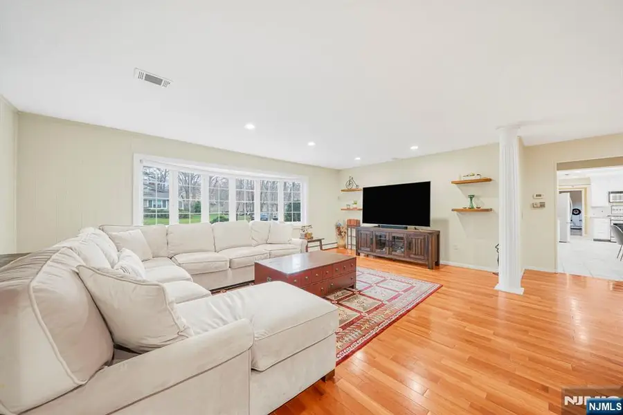 3 Tristam Place, Montville, NJ 07058 - #3