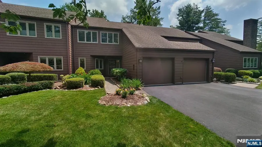 5 S Bayard Lane, Mahwah, NJ 07430 - #2