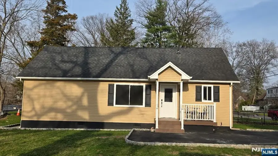 54 Riverview Circle, Little Falls, NJ 07424 - #2