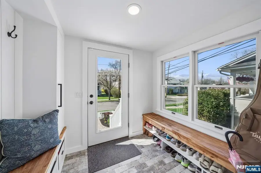 27 Otsego Road, Verona, NJ 07044 - #3