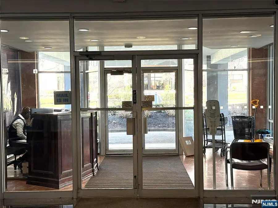 280 S Prospect Avenue 3N, Hackensack, NJ 07601 - #3