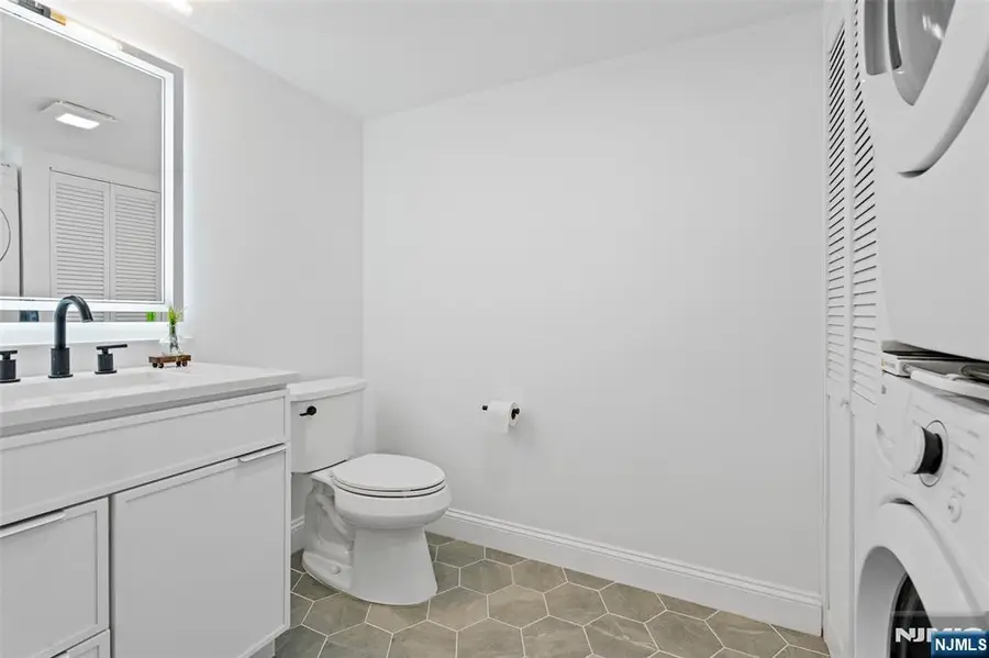 306 Grand Street 1, Jersey City, NJ 07302 - #3