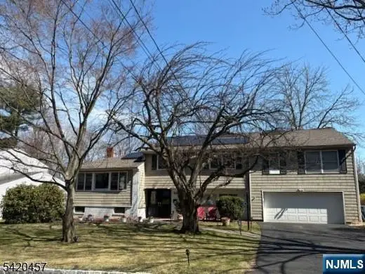 20 Cleveland Terrace, West Orange, NJ 07052