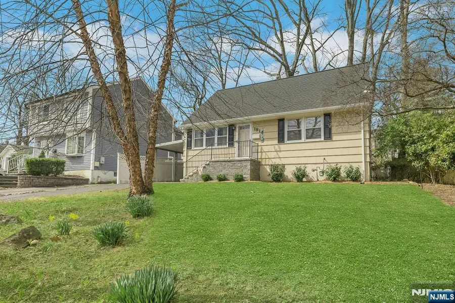 181 Arthur Street, Hillsdale, NJ 07642 - #2