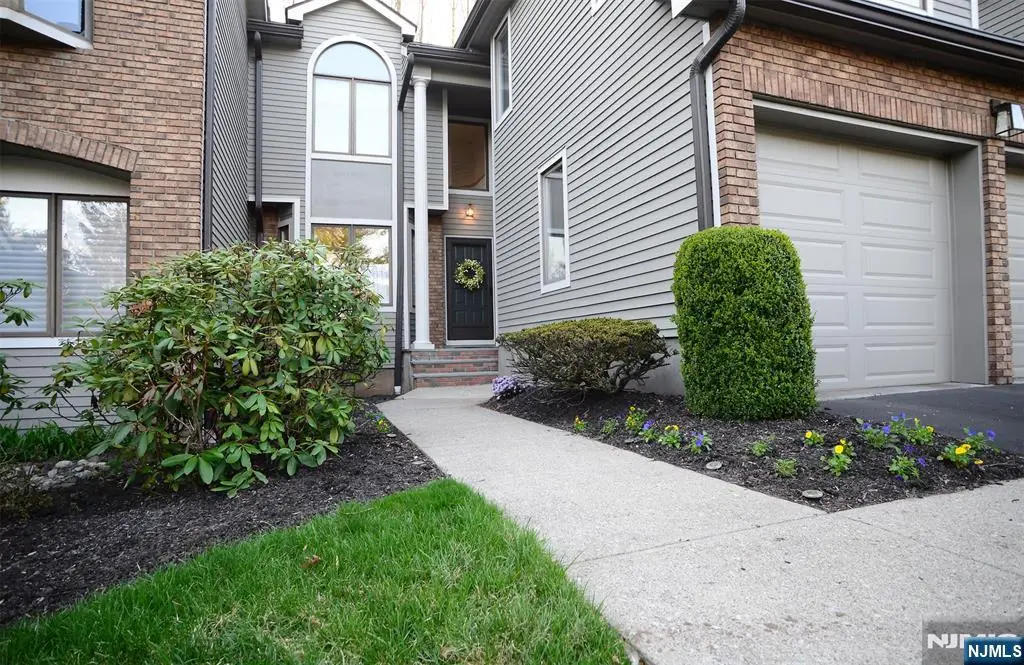 111 Lakeview Drive, Old Tappan, NJ 07675 - #1