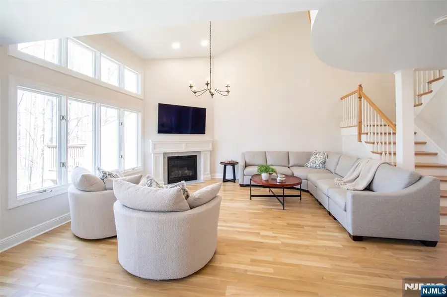 111 Lakeview Drive, Old Tappan, NJ 07675 - #3