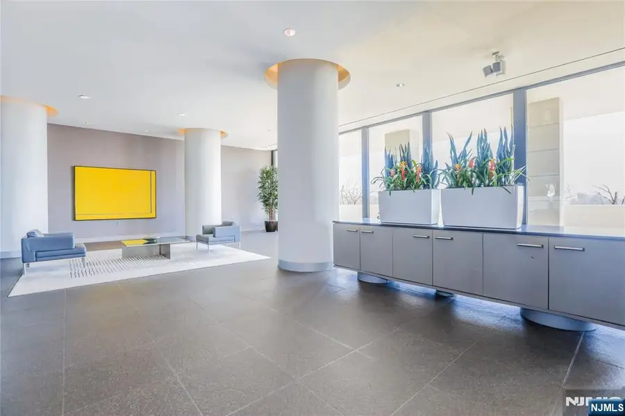 1530 Palisade Avenue 23G, Fort Lee, NJ 07024 - #3